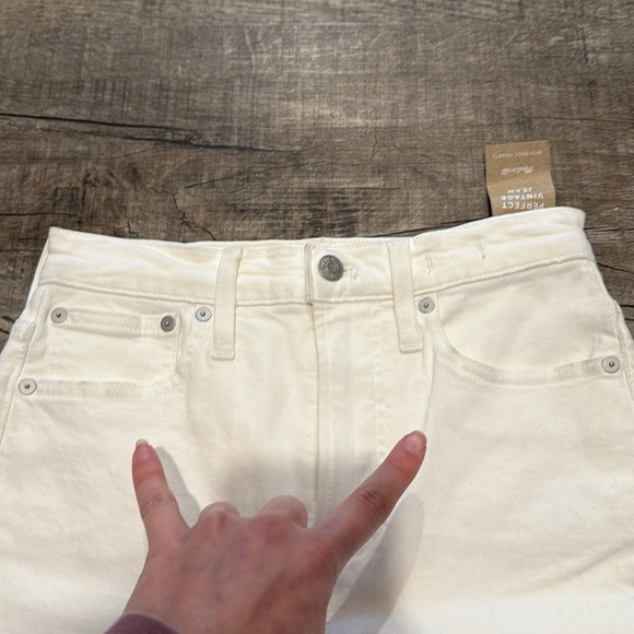 NWT!! Madewell - The Perfect Vintage Jean - White - Size W24 - Picture 7 of 10